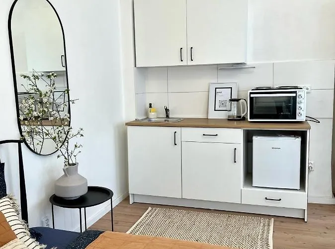 Homely Apartment Close To Metro Palmovka
